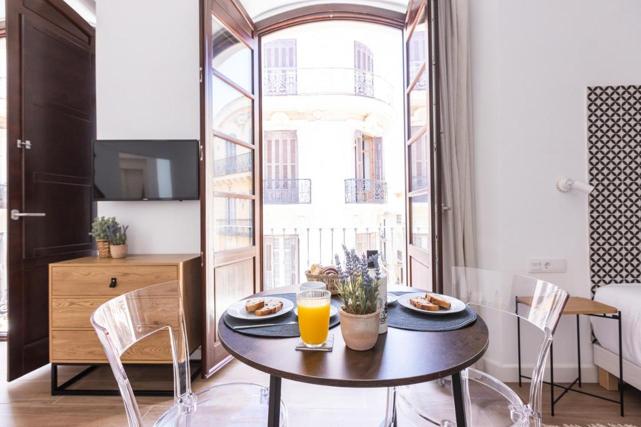 Apartamento-Loft Especeria Black Malaga Exterior photo