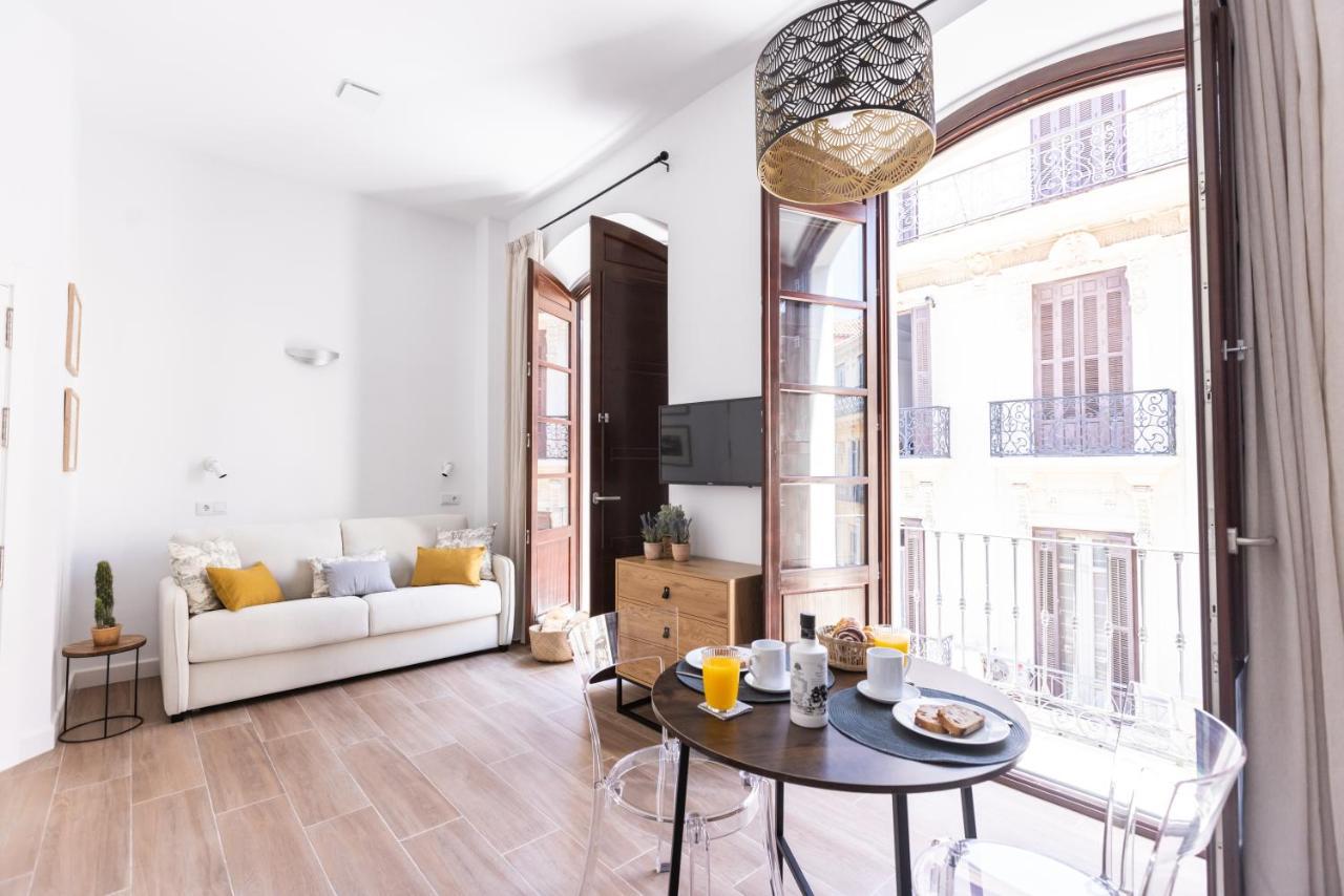 Apartamento-Loft Especeria Black Malaga Exterior photo